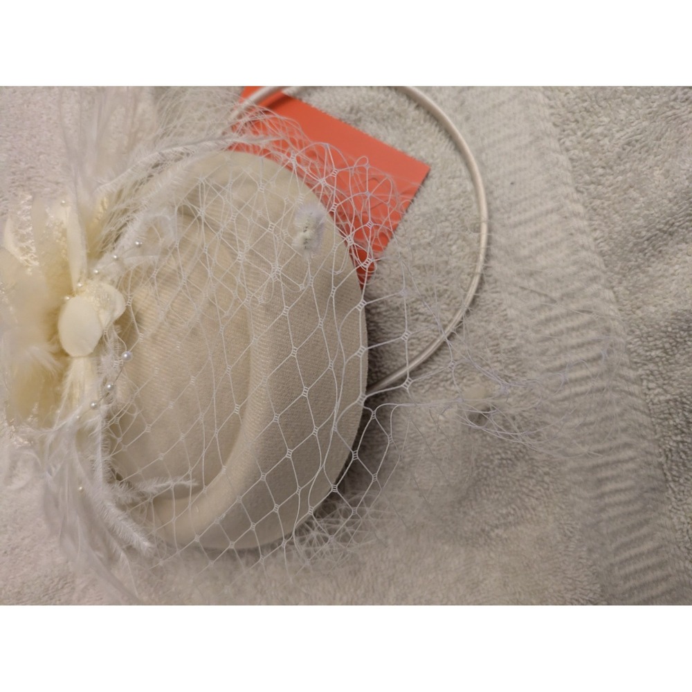 🕊️ Cizoe Beige Fascinator Hat w/ Feather & Veil – Tea Party, Wedding, Derby...